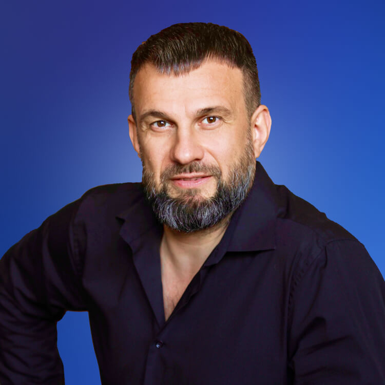 Дмитрий Хара